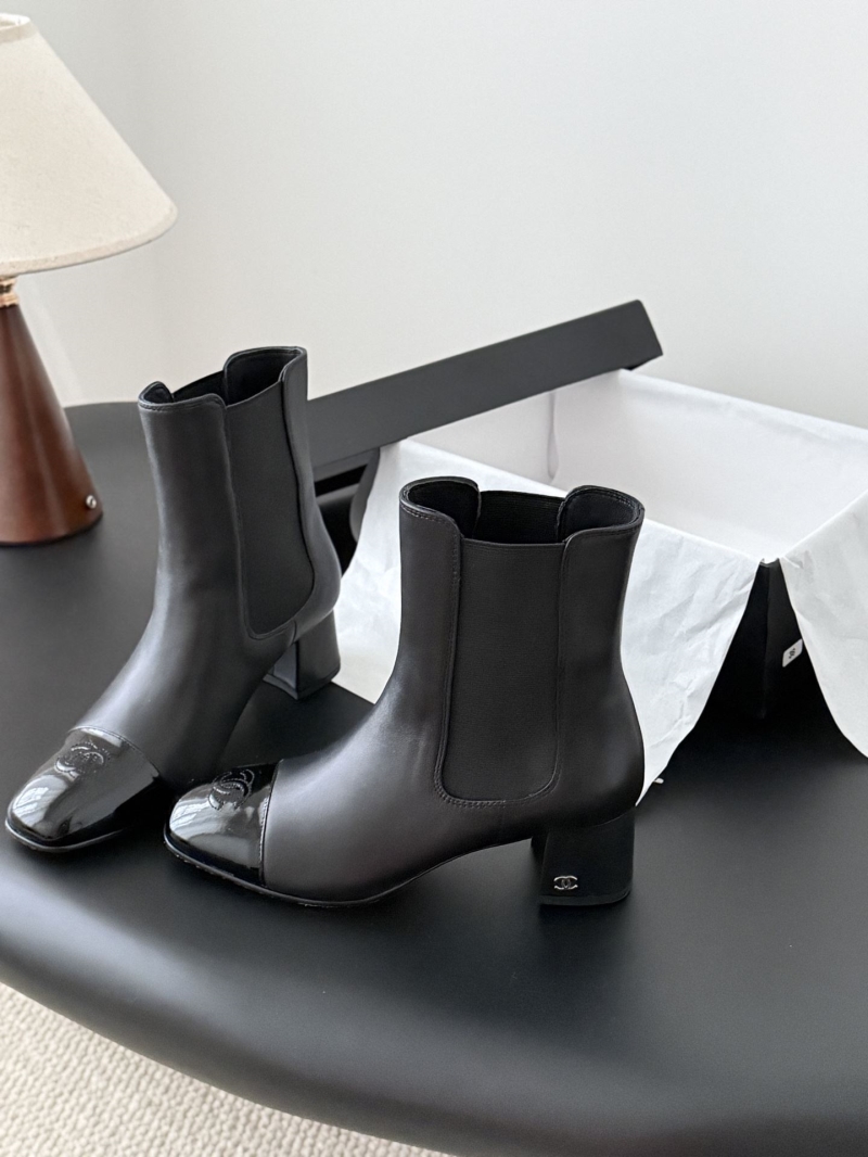 Ch**el boots